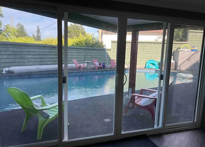 Tranquil Oasis 2 Bedroom Suite With Pool View